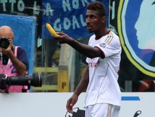 1399815272-constant-banana-0