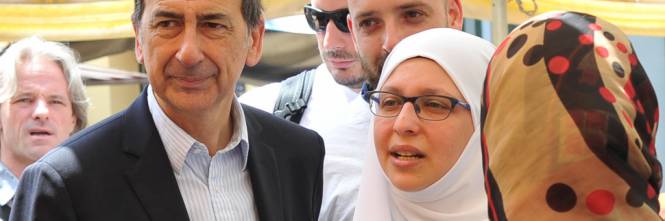 1496126790-15-7063487