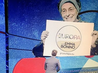 1513549492-drreruyx0aatqk